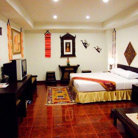 Win Place Hotel Chiang Mai Esterno foto