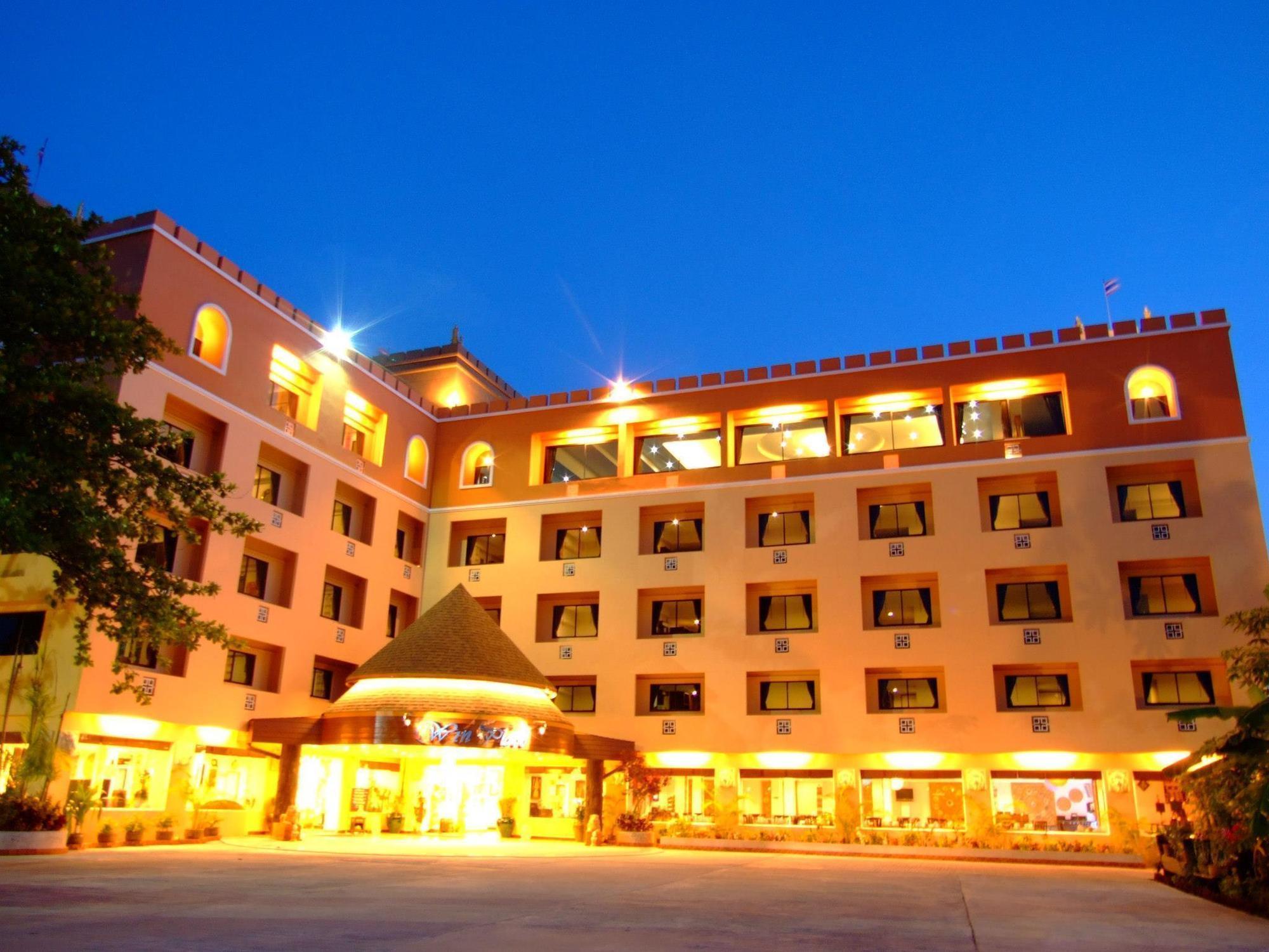 Win Place Hotel Chiang Mai Esterno foto