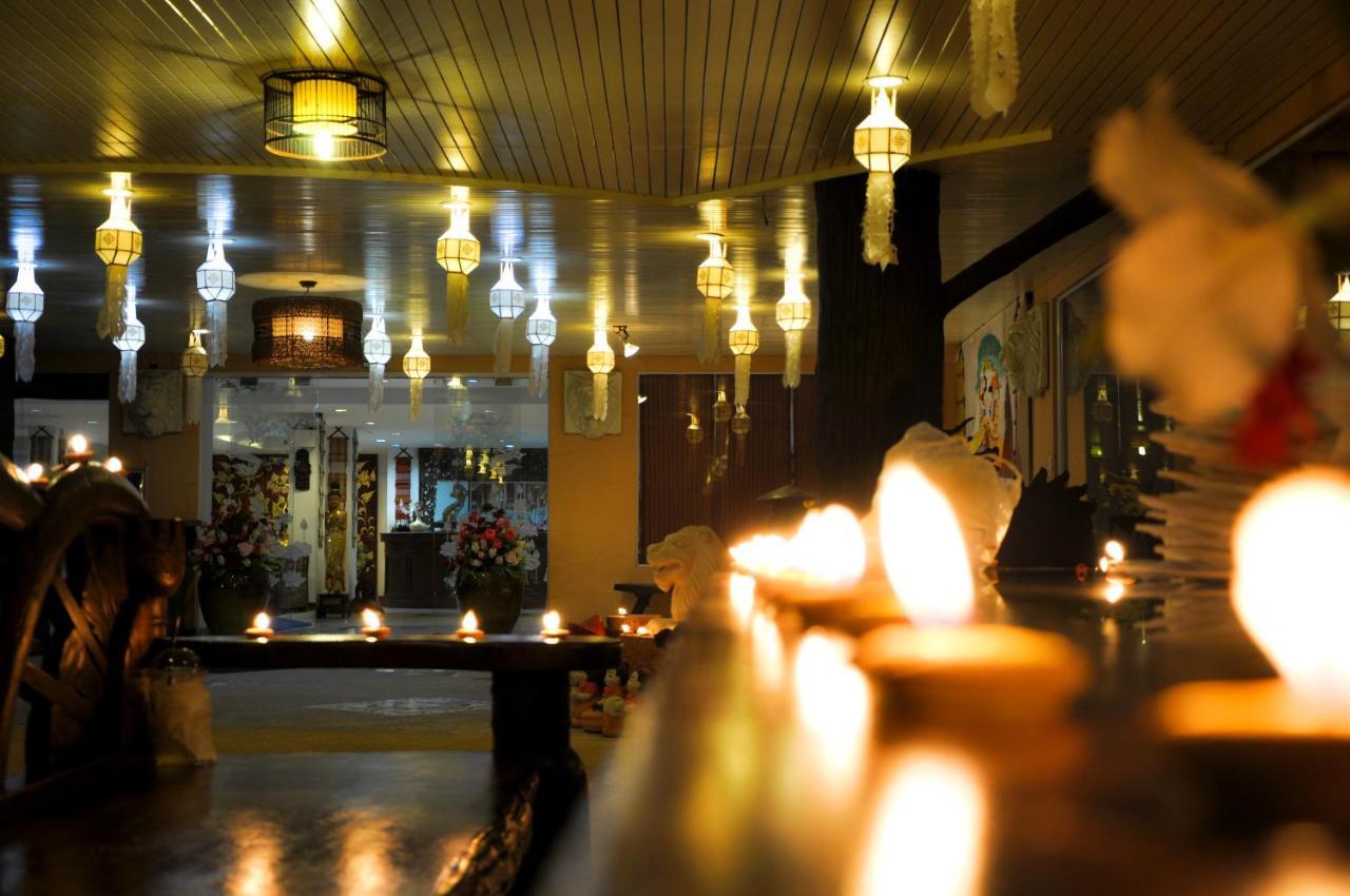 Win Place Hotel Chiang Mai Esterno foto