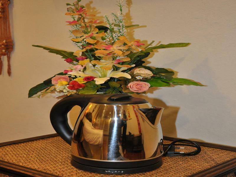 Win Place Hotel Chiang Mai Esterno foto